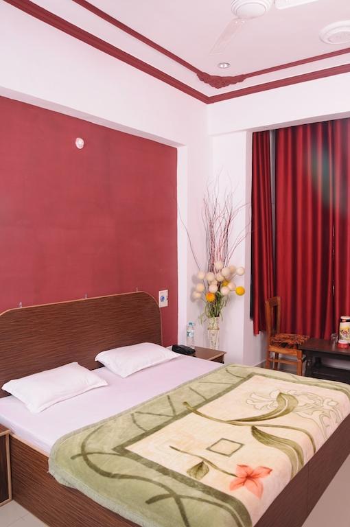 Hotel The Raj Palace Bharatpur Esterno foto
